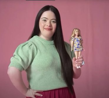 Barbie: Λανσάρει για πρώτη φορά κούκλα με Σύνδρομο Down