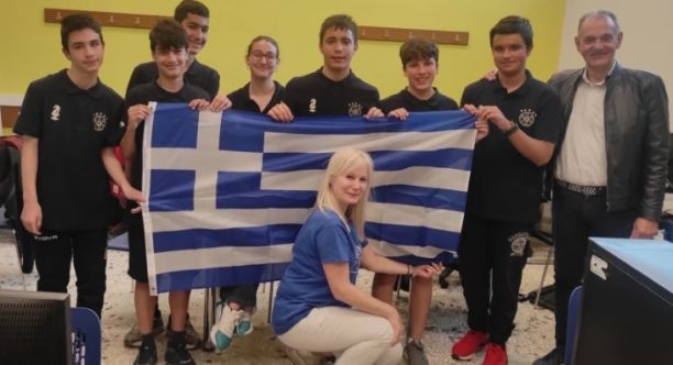 Schüler aus Thessaloniki haben bei der Online-Schulschachmeisterschaft den 1. Platz weltweit gewonnen!