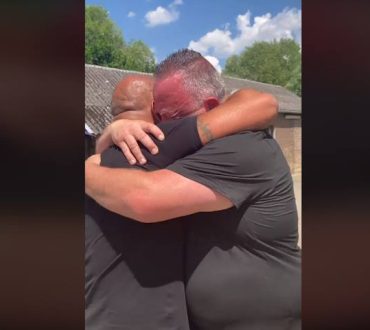 45χρονος «έστησε» την κηδεία του για να δώσει ένα μάθημα στους συγγενείς του! (βίντεο)