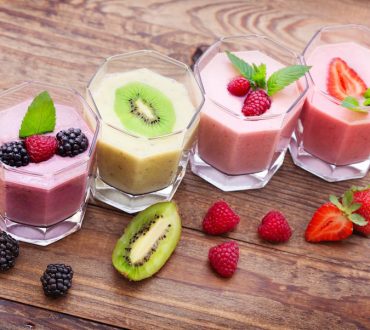 3 δροσιστικά και διαιτητικά smoothies για το καλοκαίρι
