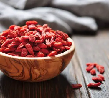 Goji Berries: Αποκαλύπτοντας τα οφέλη τους για την υγεία και πώς μπορούμε να τα καταναλώσουμε