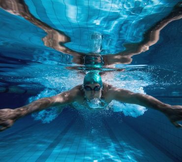 Κολύμπι: Τα σημαντικά οφέλη του για τη σωματική και ψυχική μας υγεία