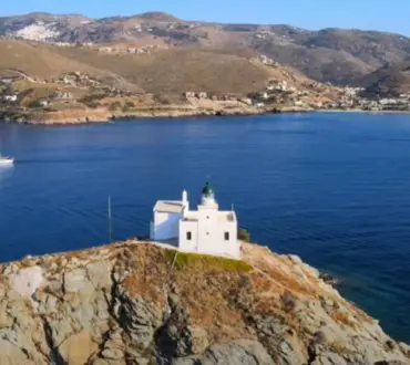Ο παλαιότερος φάρος της Ελλάδας χτισμένος στα ερείπια του ναού Ποσειδώνα (βίντεο)