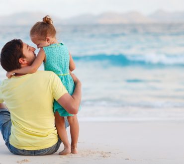 3 τρόποι για να δημιουργήσετε έναν «ανίκητο» δεσμό με το παιδί σας