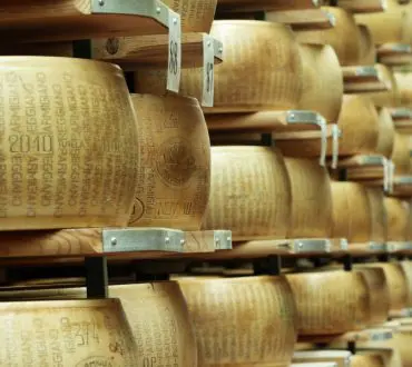 Η βιομηχανία ψεύτικων τροφίμων και τα επτασφράγιστα μυστικά της (βίντεο)