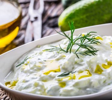 CNN: «Η ελληνική κουζίνα είναι μία από τις πιο υγιεινές στον κόσμο» | Τα 24 φαγητά που ξεχωρίζουν