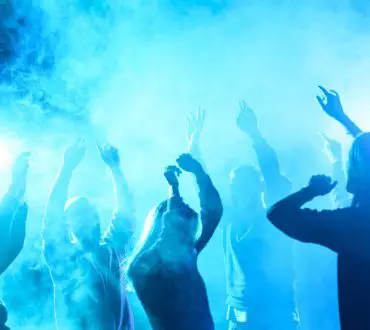 Funflation | Η νέα τάση των καταναλωτών να ξοδεύουν σε εμπειρίες αντί για αγαθά