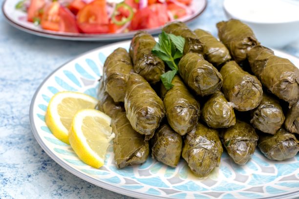 CNN: «Η ελληνική κουζίνα είναι μία από τις πιο υγιεινές στον κόσμο» | Τα 24 φαγητά που ξεχωρίζουν