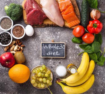 Πρόγραμμα διατροφής Whole30: Τι είναι, τι να τρώτε, τι να αποφεύγετε και 2 απολαυστικές συνταγές