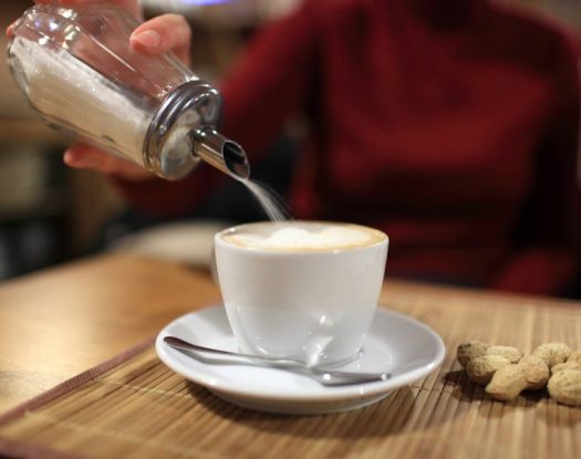 Οι συνήθειες που αποβάλλουν τη βιταμίνη C από τον οργανισμό μας