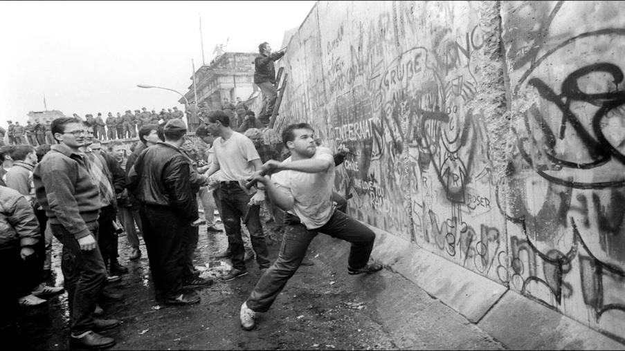 9 Νοεμβρίου 1989: Η πτώση του Τείχους του Βερολίνου - Σύμβολο ελευθερίας και ενότητας