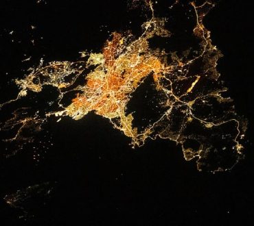Η πρωτεύουσα από το διάστημα | Αστροναύτης απαθανάτισε την Αθήνα από τον Διεθνή Διαστημικό Σταθμό!