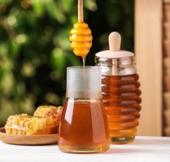 Μέλι από άνθη πορτοκαλιάς: Διατροφική αξία, οφέλη για την υγεία και τρόποι χρήσης