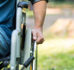 Σκλήρυνση κατά πλάκας | Ελπίδες για θεραπεία από φάρμακο που επιδιορθώνει την κατεστραμμένη μυελίνη