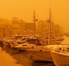 Κρήτη: «Πνίγεται» το νησί στην αφρικανική σκόνη - Προειδοποιήσεις για την δημόσια υγεία