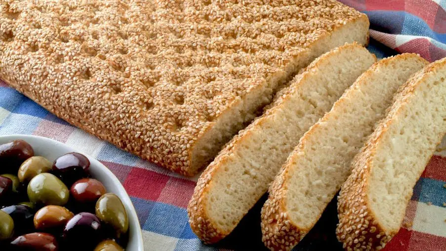 Εύκολη συνταγή για λαγάνα | Με υλικά που έχουμε όλοι στην κουζίνα μας