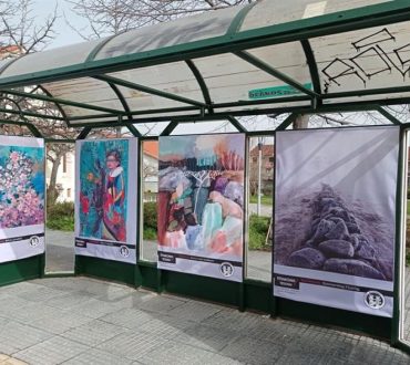 Φλώρινα: Έργα τέχνης κοσμούν τις στάσεις των λεωφορείων
