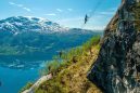 Μια σκάλα για τολμηρούς στη Νορβηγία | Η εντυπωσιακή θέα των φιορδ που κόβει την ανάσα (βίντεο)