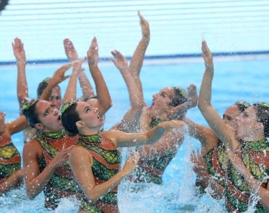 Ιστορικό χρυσό μετάλλιο για την Εθνική ομάδα στην καλλιτεχνική κολύμβηση