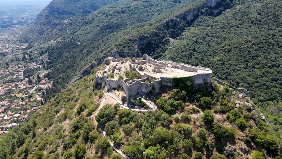 Μυστράς: Το πιο σημαντικό Βυζαντινό μνημείο στην Ελλάδα (βίντεο)