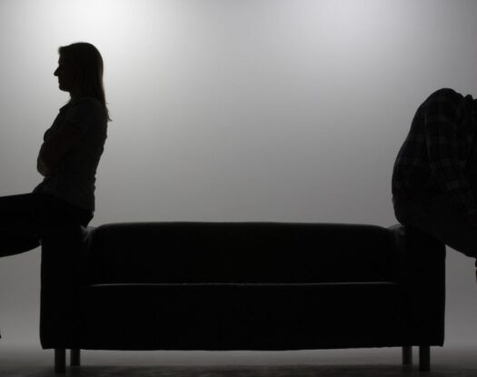 Παθητική επιθετικότητα: Ένας τρόπος να ελέγχεις χωρίς να αναλαμβάνεις ευθύνη