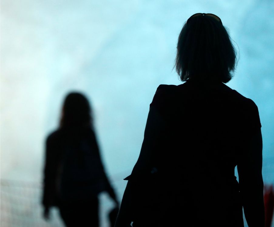 Πώς ξαναχτίζεται η εμπιστοσύνη μετά από μια προδοσία