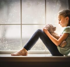 Οι 5 βασικές παιδικές πληγές και η «μεταμφίεσή» τους στην ενήλικη ζωή