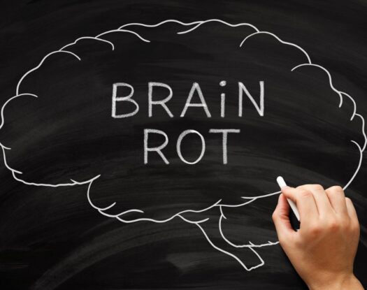 Brain rot: Πώς η υπερβολική χρήση οθονών αλλάζει τον εγκέφαλό μας