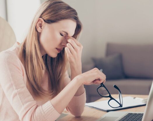 Πονοκέφαλος από στρες και μυϊκή καταπόνηση: Πώς να τον αντιμετωπίσουμε