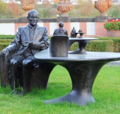 Sigmund Freud: «Το άγχος είναι η συνέπεια από την καταστολή των βασικών μας ενστίκτων»