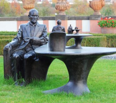 Sigmund Freud: «Το άγχος είναι η συνέπεια από την καταστολή των βασικών μας ενστίκτων»