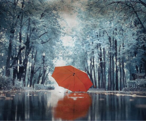 Ανήκεις εκεί που δεν φοβάσαι να είσαι αληθινός. Εκεί που δεν χρειάζεται να κρύψεις τα σκοτάδια σου