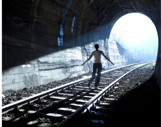Κάθε παρόρμηση είναι μια ιστορία που δεν ειπώθηκε ακόμα...