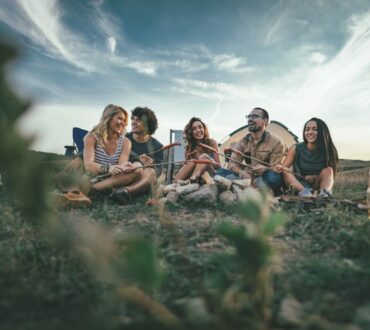 Oscar Wilde: «Όλα τα άχρηστα πράγματα είναι απολύτως απαραίτητα»