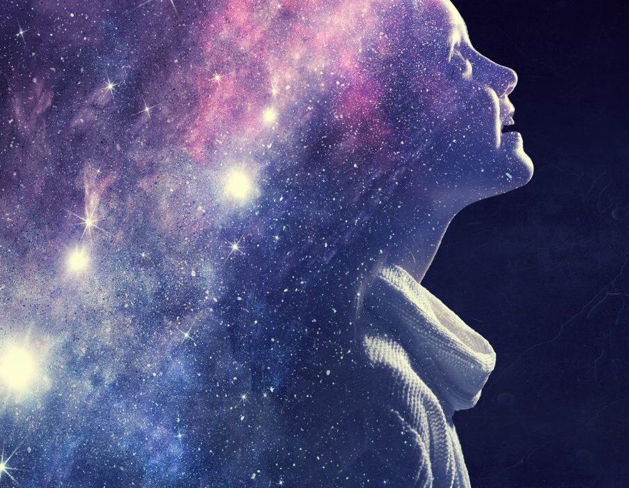 «Εκείνος που η επιθυμία του απομακρύνεται από τα εξωτερικά πράγματα, φτάνει στα βάθη της ψυχής» | Carl Jung