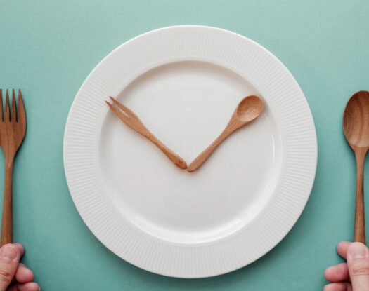 Από το "φαγητό μέχρι τελικής πτώσεως" στην αφαγία. Τα λάθη που κάνουμε για να διορθώσουμε τις υπερβολές μας