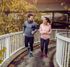 Άσκηση τον χειμώνα: Γιατί τη χρειαζόμαστε περισσότερο και ποιες οι ιδανικές μορφές για την εποχή