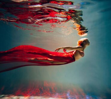 Από την "επιφάνεια" στον "βυθό": Η διαδρομή από την ασφάλεια στην ελευθερία