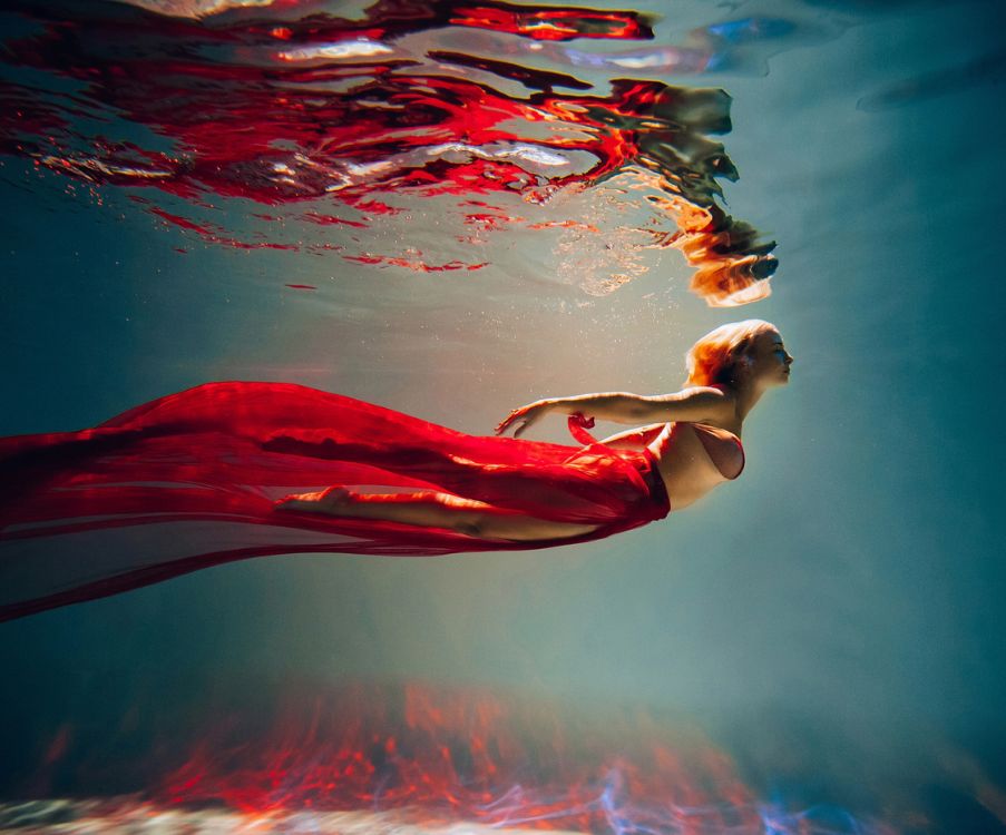 Από την “επιφάνεια” στον “βυθό”: Η διαδρομή από την ασφάλεια στην ελευθερία