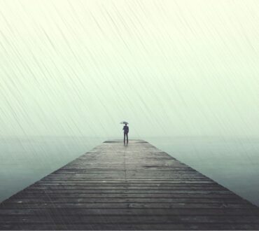 Δεν θα έχουμε ποτέ όλες τις απαντήσεις, αλλά μπορούμε να μάθουμε να συνυπάρχουμε με τις ερωτήσεις