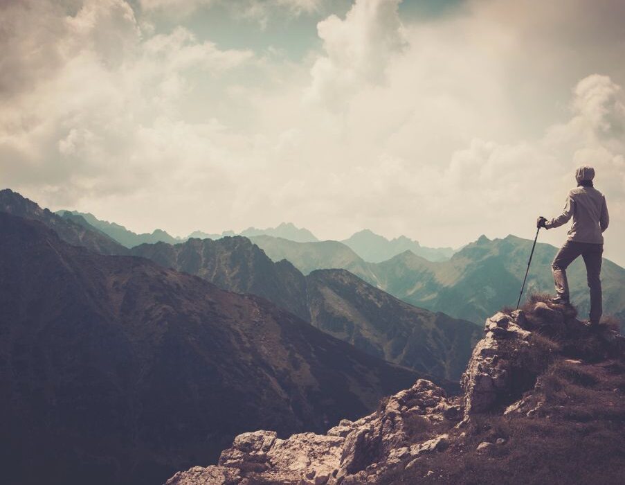 Οι ζωές που δεν ζήσαμε κι η θλίψη των χαμένων πιθανοτήτων