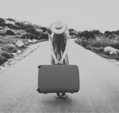 Το πιο σημαντικό βήμα είναι να απομακρυνθούμε από ό,τι μας κρατά πίσω