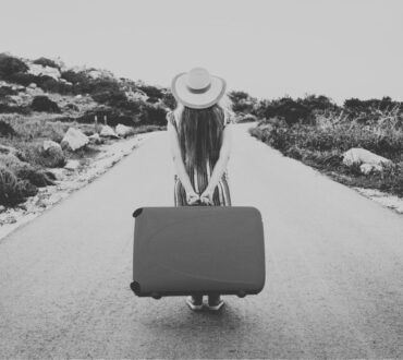 Το πιο σημαντικό βήμα είναι να απομακρυνθούμε από ό,τι μας κρατά πίσω