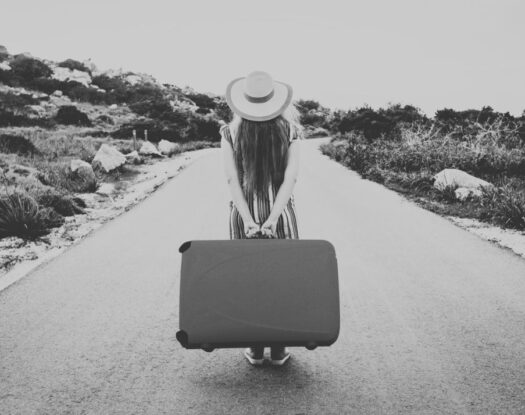 Το πιο σημαντικό βήμα είναι να απομακρυνθούμε από ό,τι μας κρατά πίσω