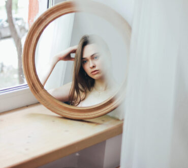 Προβολική μεροληψία: Δεν βλέπουμε τους άλλους όπως είναι, αλλά όπως θα ήμασταν εμείς στη θέση τους