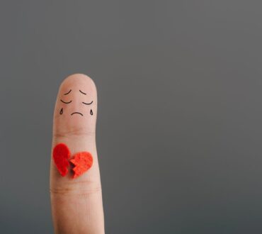 Πόσο χρόνο χρειάζεται η καρδιά για να επουλωθεί μετά τον χωρισμό;