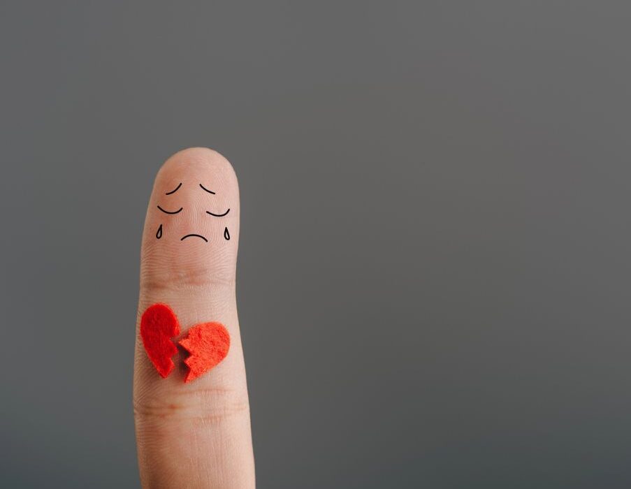 Πόσο χρόνο χρειάζεται η καρδιά για να επουλωθεί μετά τον χωρισμό;