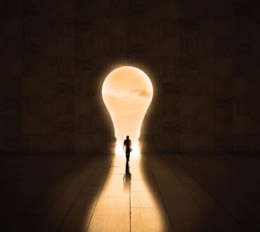 Όταν ο άνθρωπος συμφιλιώνεται με την αβεβαιότητα μετατρέπει το άγνωστο σε δημιουργία