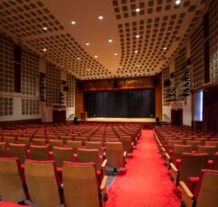 APPLAUSE 2026: Πώς να μιλάς ώστε να σε ακούν