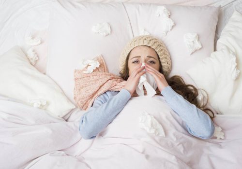 Κρυολόγημα: 7 σπιτικές θεραπείες για την αντιμετώπιση της καταρροής